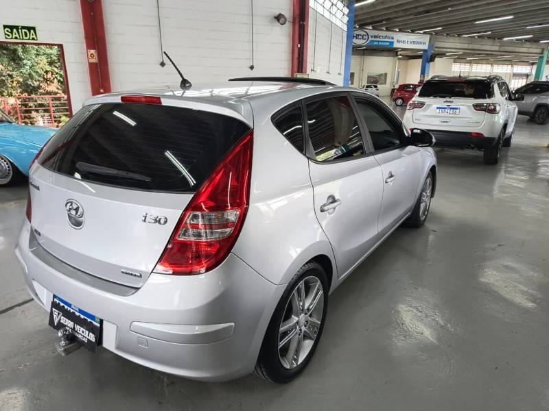 HYUNDAI - I30 - 2009/2010 - Prata - R$ 47.900,00