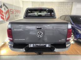 VOLKSWAGEN - AMAROK - 2023/2023 - Cinza - R$ 225.900,00