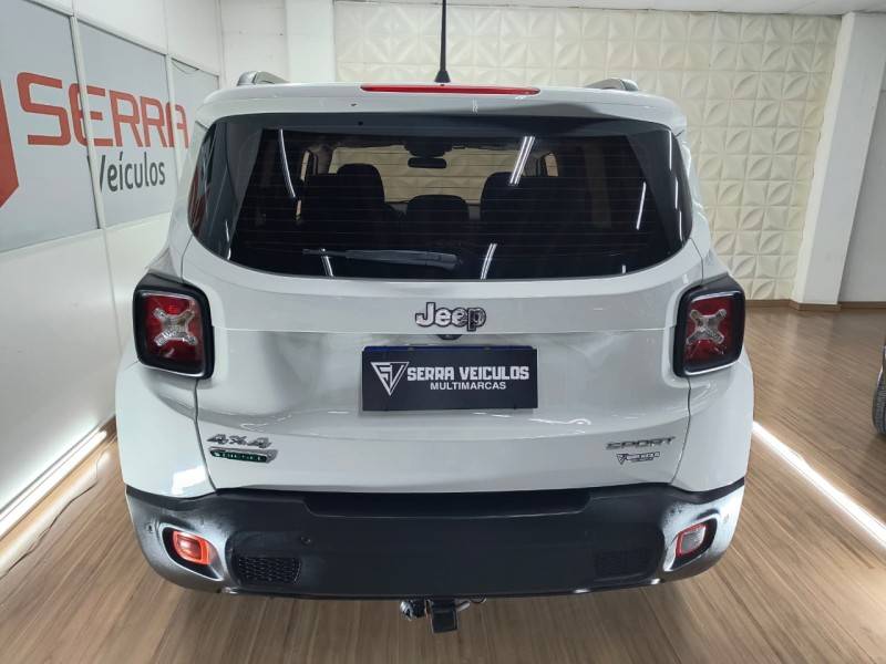 JEEP - RENEGADE - 2016/2017 - Branca - R$ 76.900,00