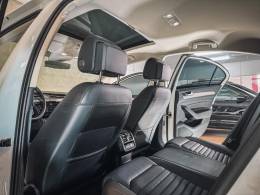 VOLKSWAGEN - PASSAT - 2018/2019 - Branca - R$ 156.900,00