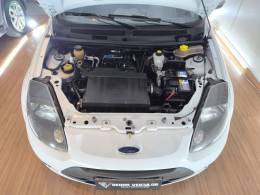 FORD - KA - 2012/2013 - Branca - R$ 30.900,00