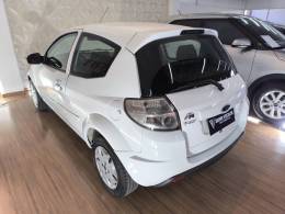 FORD - KA - 2012/2013 - Branca - R$ 30.900,00