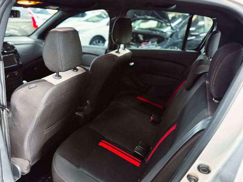 RENAULT - SANDERO - 2019/2020 - Prata - R$ 72.900,00