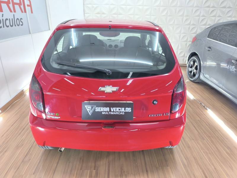 CHEVROLET - CELTA - 2012/2012 - Vermelha - R$ 21.900,00