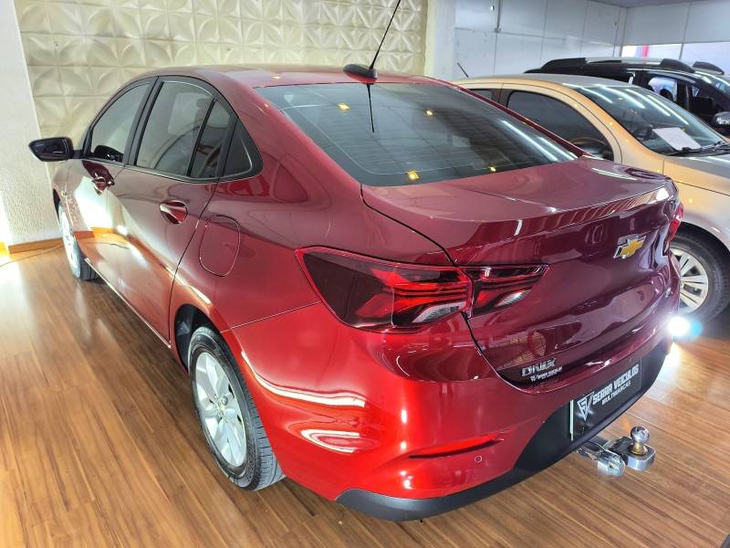 CHEVROLET - ONIX - 2019/2020 - Vermelha - R$ 76.900,00