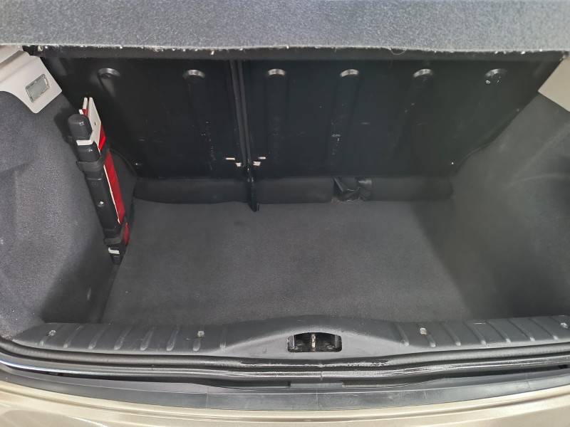 CITROËN - C3 - 2010/2011 - Verde - R$ 25.900,00