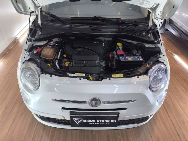 FIAT - 500 - 2011/2012 - Branca - R$ 42.900,00
