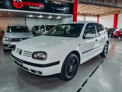 VOLKSWAGEN - GOLF - 2002/2002 - Branca - R$ 29.900,00